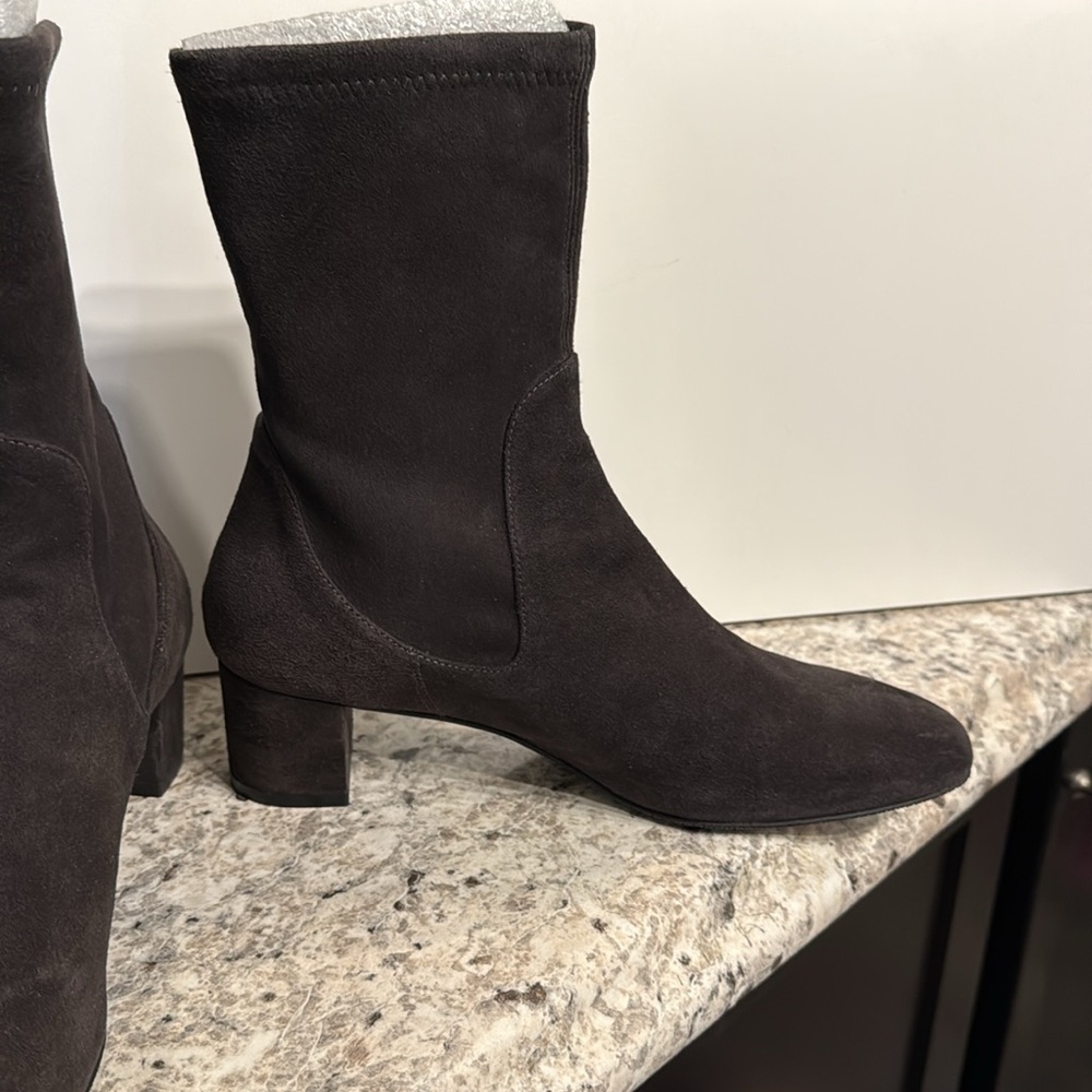 Worn once Stuart Weitzman ernestine slate stretch suede boot in box - Picture 4 of 9